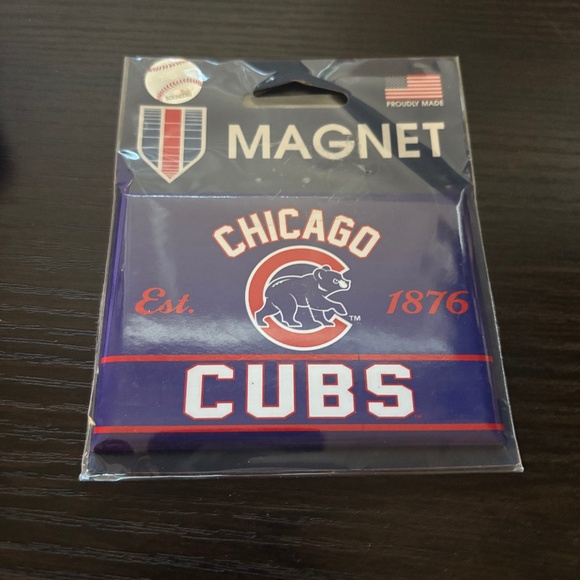 MAJOR LEAGUE BASELINE CHICAGO CUBS MAGNET - Picture 1 of 1